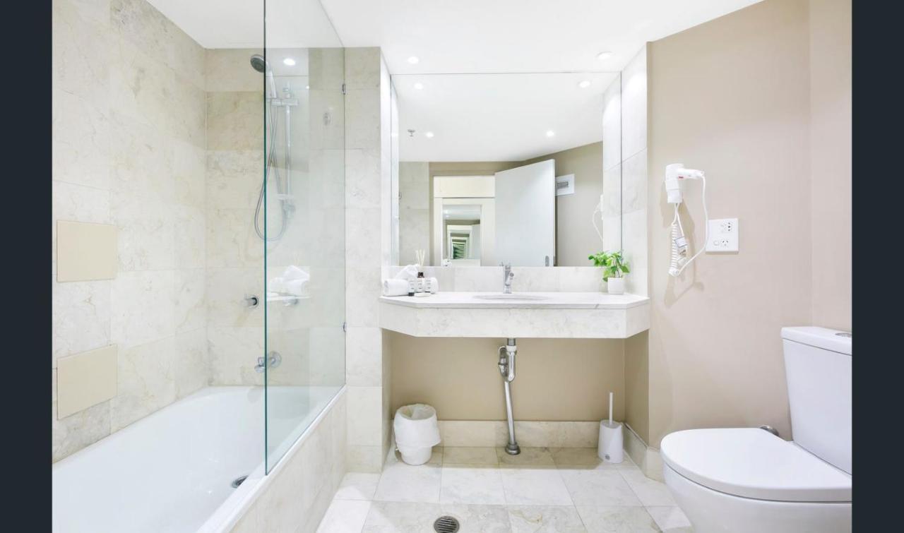 Close To Everything! Beautiful Hotel Studio'S, Sleeps 4 Голд-Кост Экстерьер фото